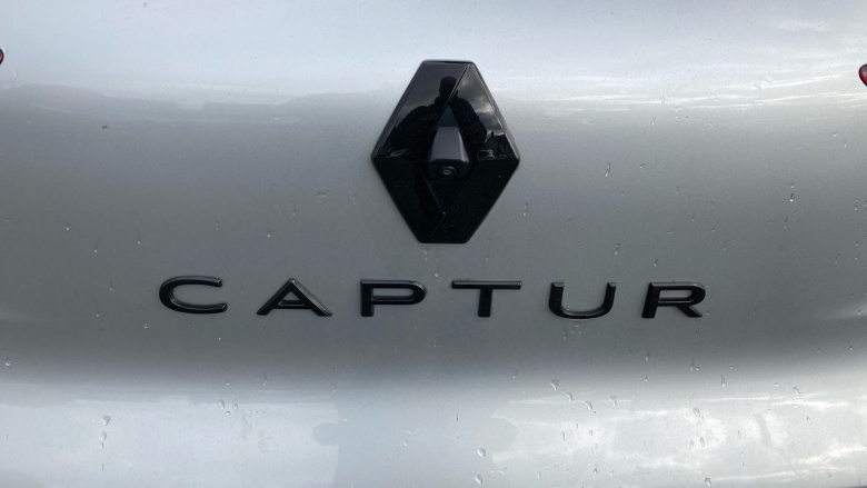 Renault Captur 1.6 E-Tech full hybrid 145 Engineered 5dr Auto Hybrid Hatchback